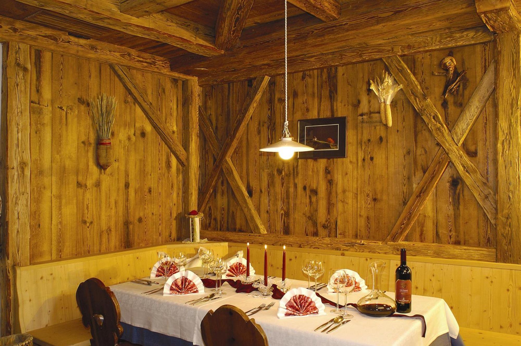 Gasthof Teiser Stern Funes  Esterno foto