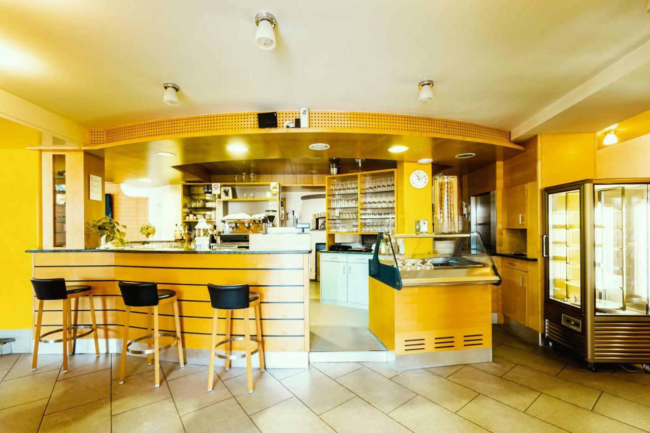 Gasthof Teiser Stern Funes  Esterno foto