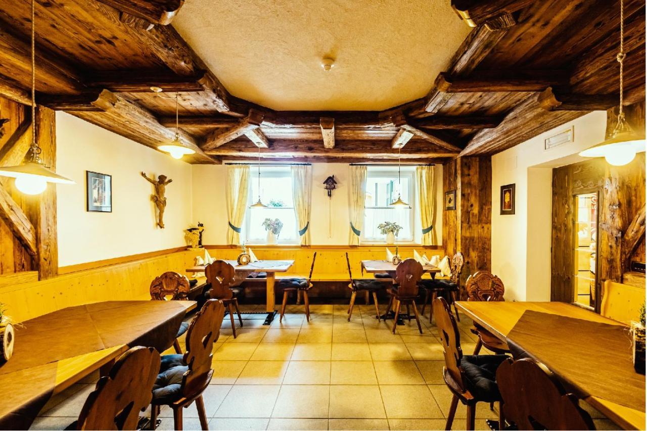Gasthof Teiser Stern Funes  Esterno foto